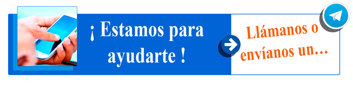 Mano accionando un tel&eacute;fono m&oacute;vil para enviar mensaje por Telegram